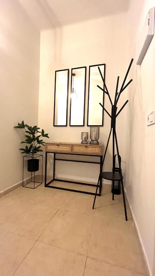 Soho Malaga Chic Apartment Bagian luar foto