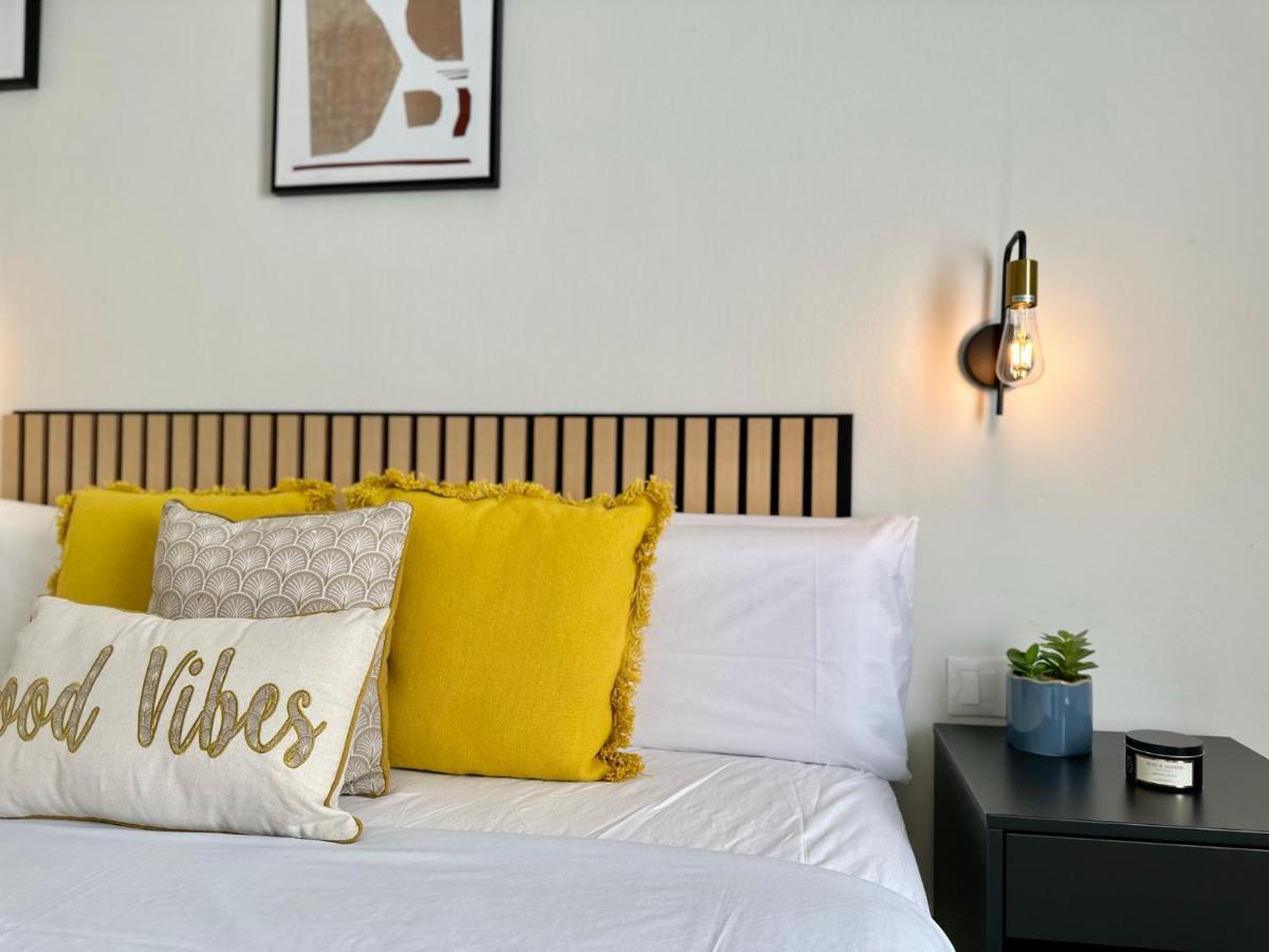 Soho Malaga Chic Apartment Bagian luar foto