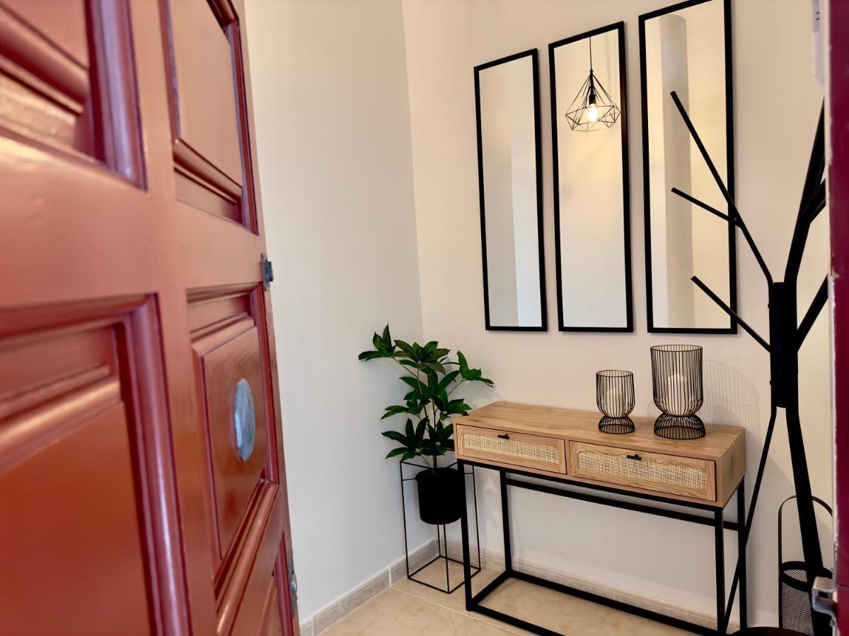 Soho Malaga Chic Apartment Bagian luar foto