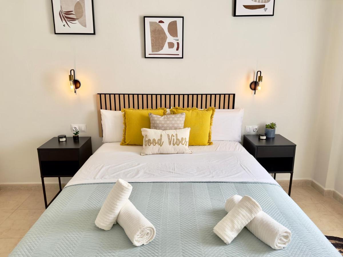 Soho Malaga Chic Apartment Bagian luar foto